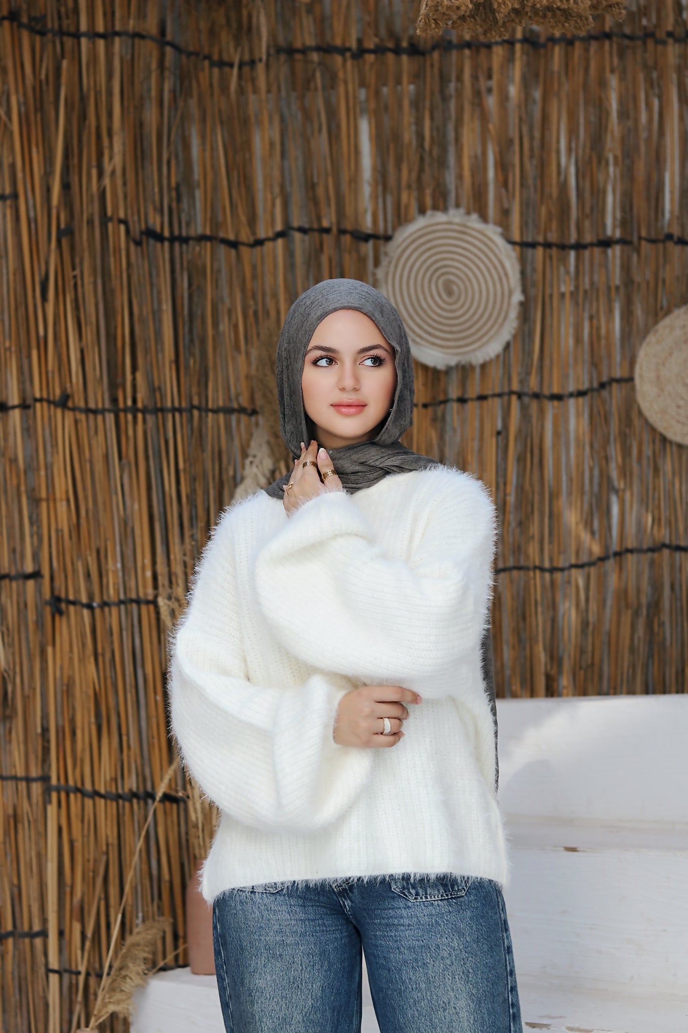 بلوفر اوفر سايز أبيض عاجي