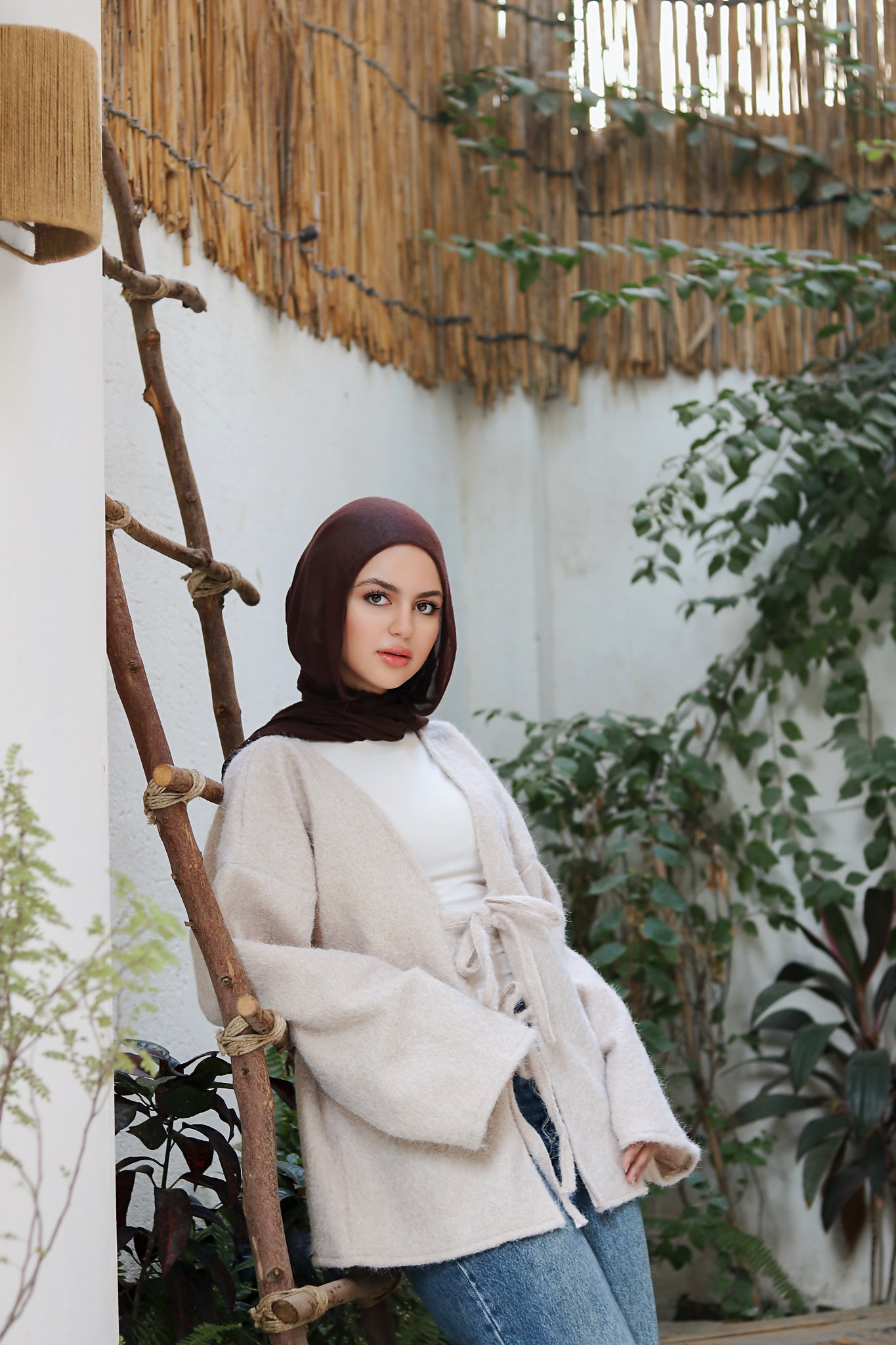 سترة هَيبة بني دافئ